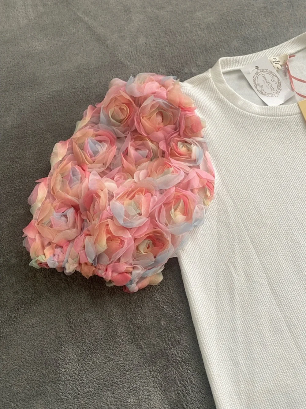 Entro White Textured Top Pink Floral Puff Sleeves Size L NWT - Picture 6 of 14